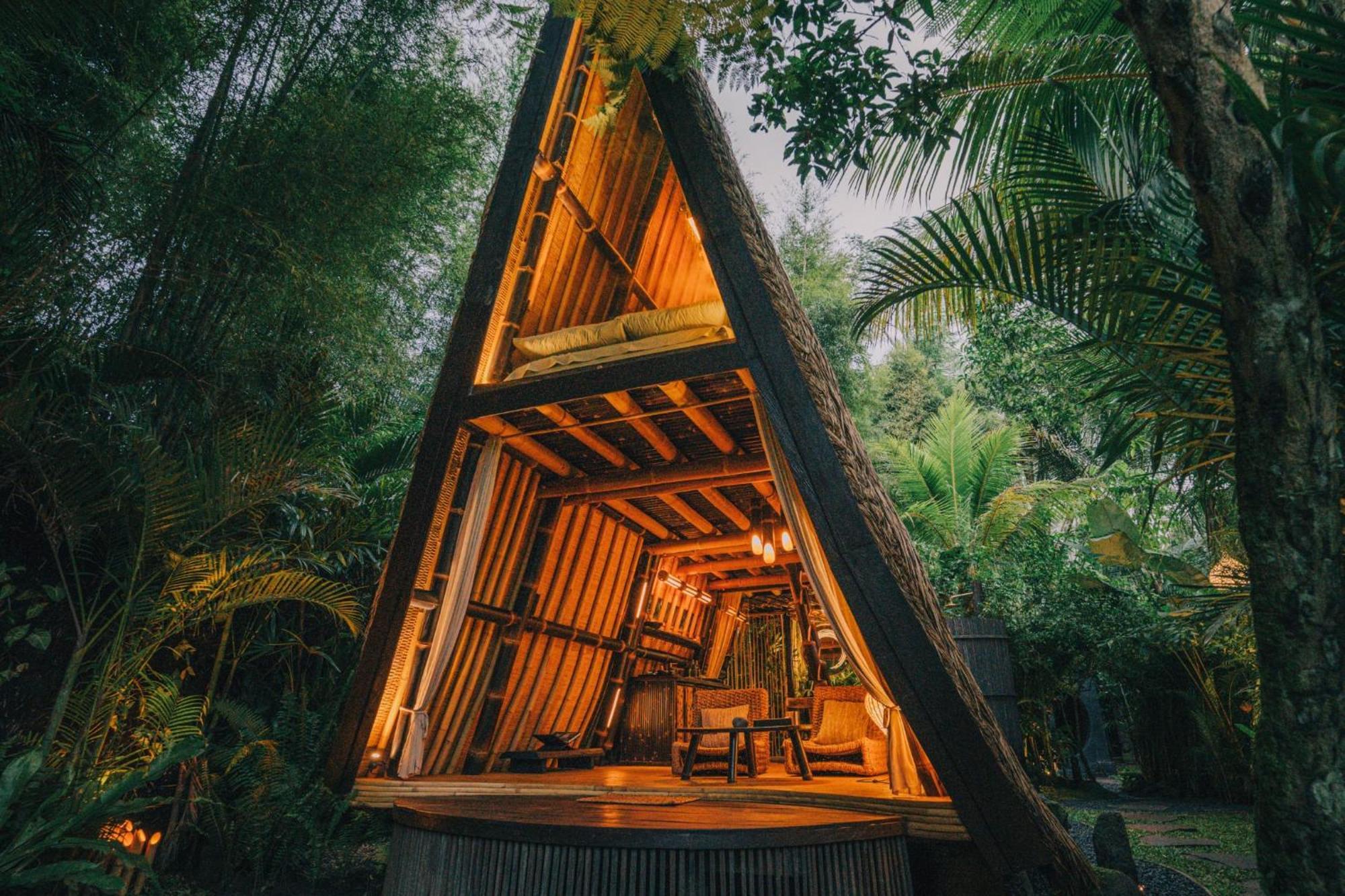 فيلا Hideout Eco Bamboo House Bali Selat المظهر الخارجي الصورة