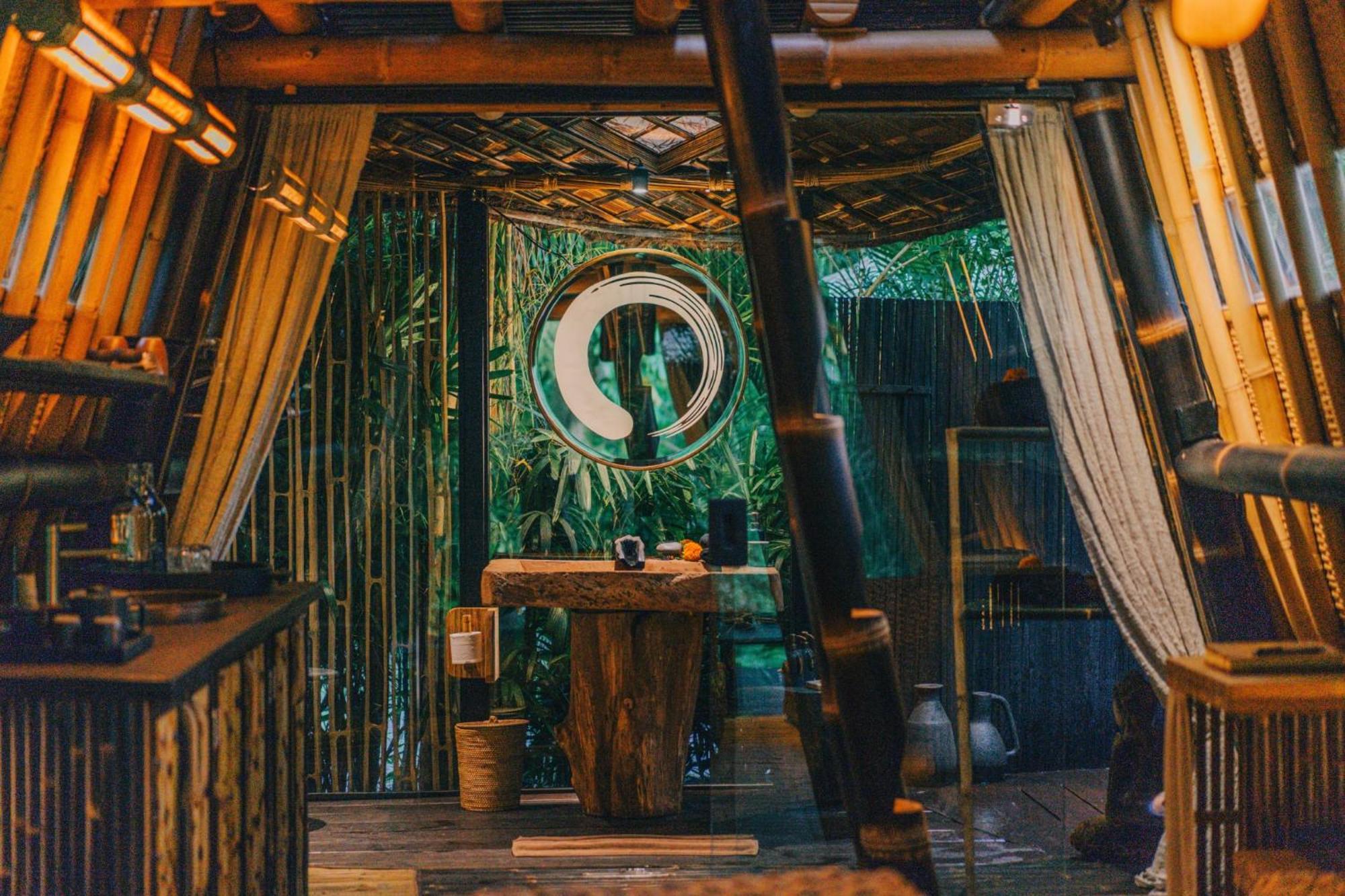 فيلا Hideout Eco Bamboo House Bali Selat المظهر الخارجي الصورة