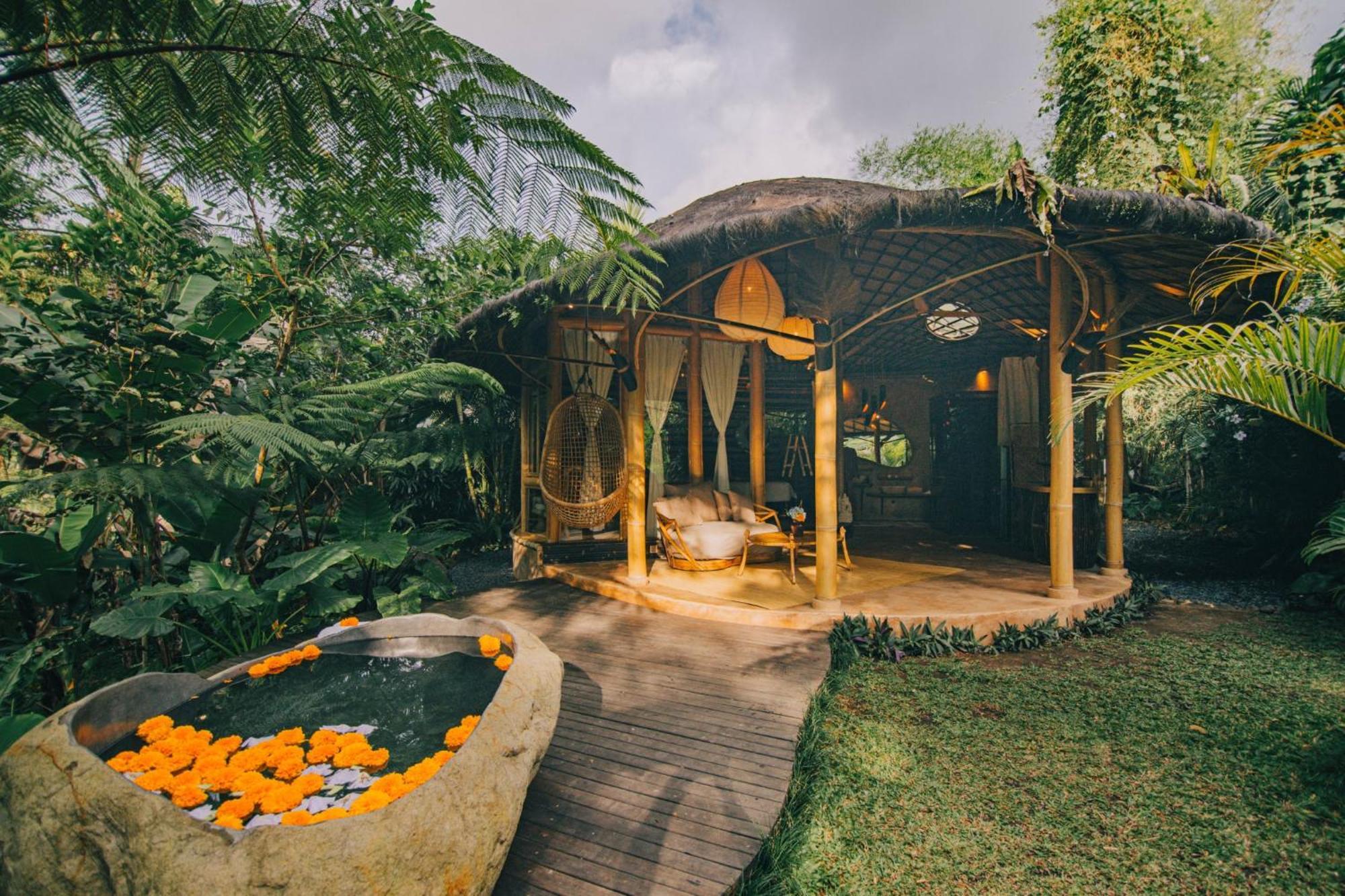 فيلا Hideout Eco Bamboo House Bali Selat المظهر الخارجي الصورة